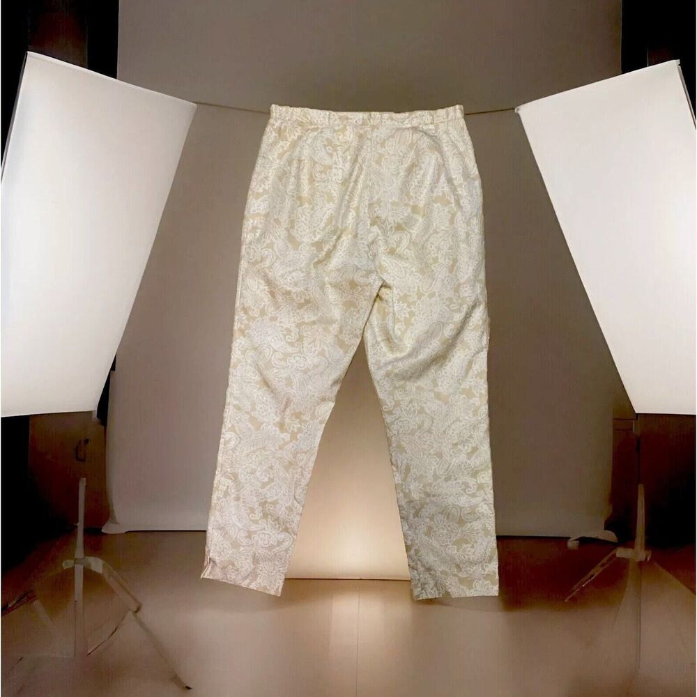 Women's Capri Pants Eddie Bauer Golden Floral 8‎